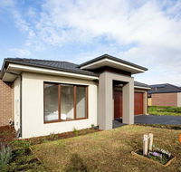 109 Cozy Cranbourne Family House 5Bed2Bath2Parking - Southport Accommodation