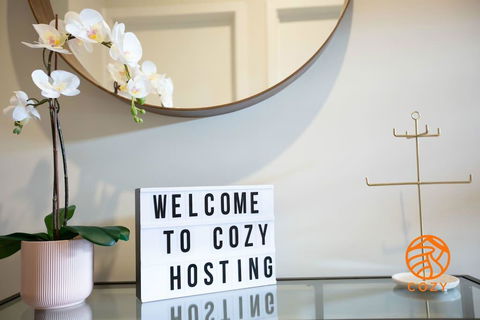 109, Cozy Cranbourne Family House, 5Bed2Bath2Parking - Accommodation Southport 1