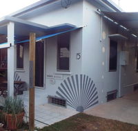 15 Robert Johnstone Parade - Southport Accommodation