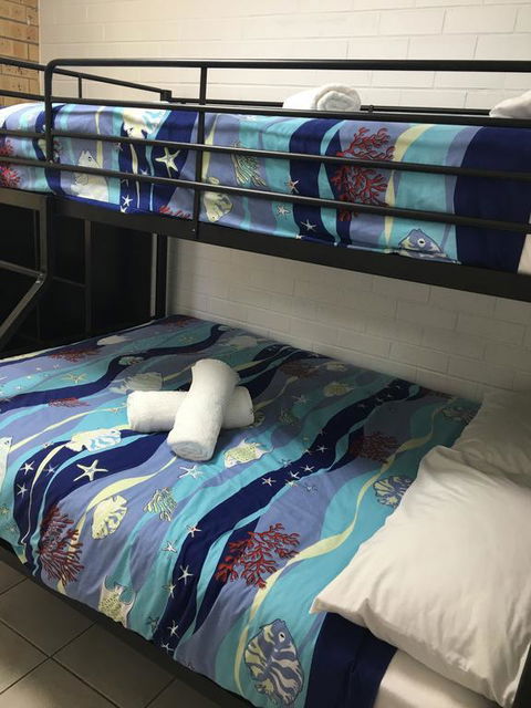 17 North Street Budget Accommodation - Accommodation Southport 3