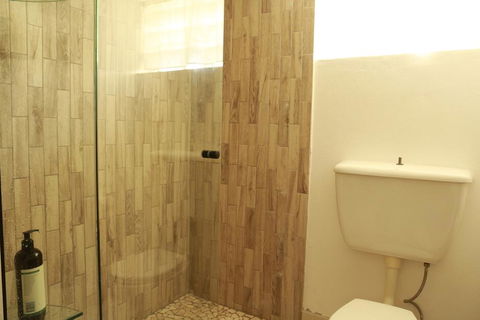 2 Bedroom Close To CBD - Southport Accommodation 1