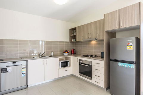 2 Bedroom W/Parking Near Central Cessnock - Southport Accommodation 2