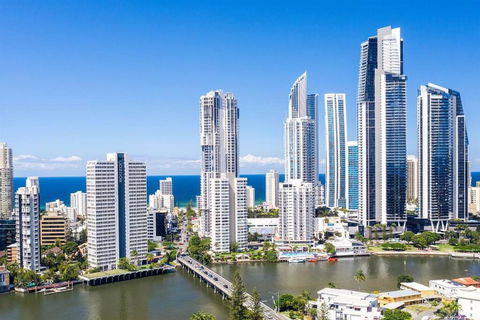 Bliss At Renaissance - Southport Accommodation 4