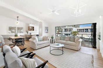 Budds Villa 1 By Khove with Southport Accommodation