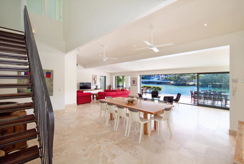 Canalfront Retreat, Private Jetty & Pool - Southport Accommodation 1