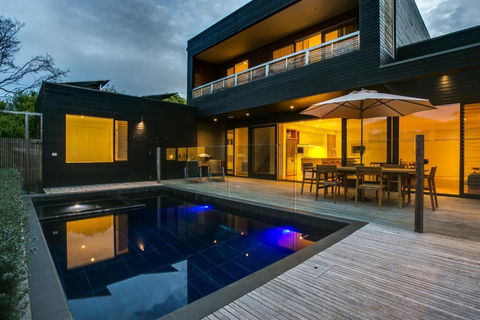 C-Escape - Southport Accommodation 0