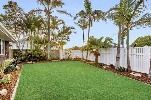 Caba Bliss - Walk To Cabarita Beach! - Southport Accommodation 0