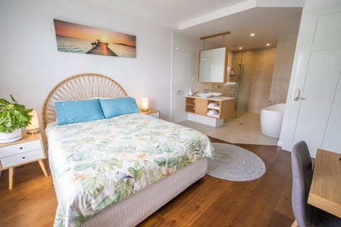 Caba Break Holiday Apartments - Southport Accommodation 4