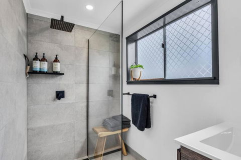 Cabin Getaway In Tathra - Southport Accommodation 3