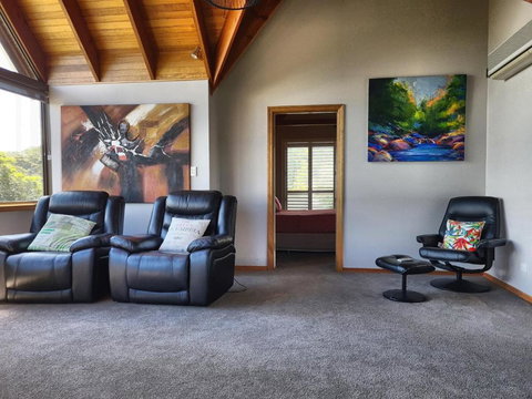 Cabins @ The View - Southport Accommodation 2