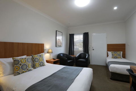 Cadman Motor Inn And Apartments - Southport Accommodation 0