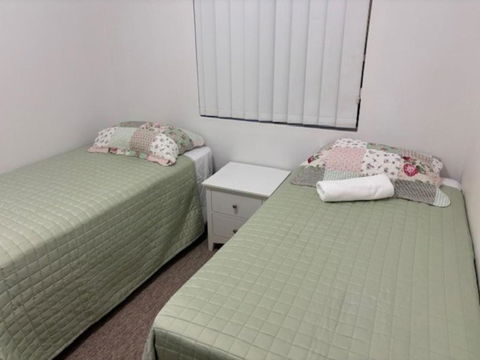 Caesars Palace 5 - Southport Accommodation 4