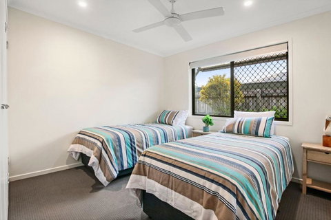 Caldwell St 5 Unit 2 Golden Beach - Southport Accommodation 3