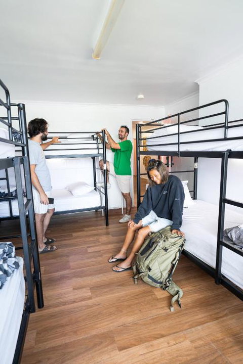 CALI Backpackers - Southport Accommodation 3