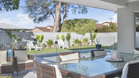 Calypso - Pool, Walk To Beach, Sawtell - Southport Accommodation 2