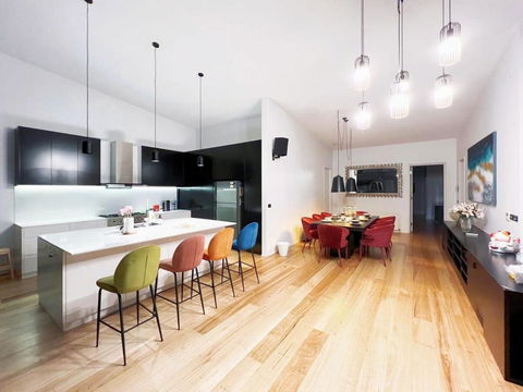 Camberwell Holiday Home With Pool - Southport Accommodation 2