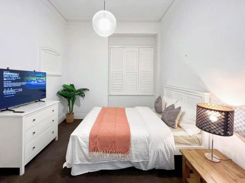 Camberwell Holiday Home With Pool - Southport Accommodation 4