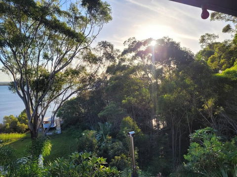 Camp In Style - Waterfront Guesthouse - Southport Accommodation 3