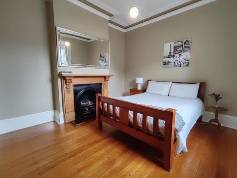 Campbell St Cottage, Hobart CBD - Southport Accommodation 4
