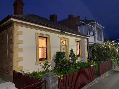 Campbell St Cottage, Hobart CBD - Southport Accommodation 1