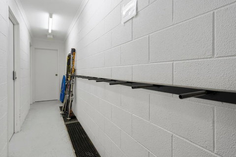 Candoux 9 - Southport Accommodation 4