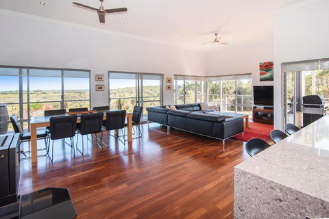 Cantley At Flutes Estate, Margaret River - Southport Accommodation 3