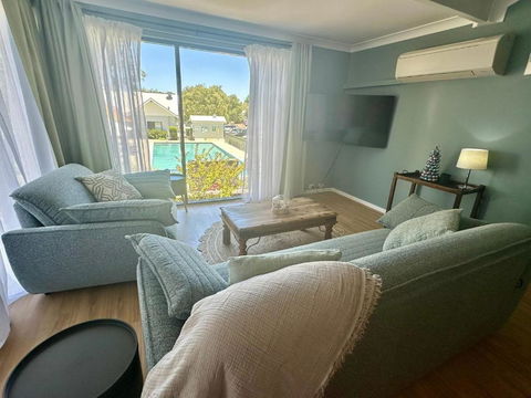 Cape View Beach Resort - Endless Summer - Southport Accommodation 0