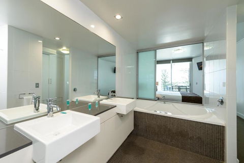C Bargara Resort - Southport Accommodation 3