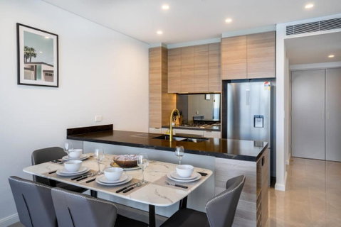 CASSA BEACHFRONT - Breathtaking Oceanview Apartment - Southport Accommodation 3