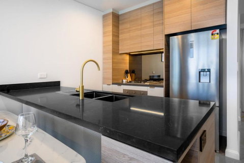 CASSA BEACHFRONT - Breathtaking Oceanview Apartment - Southport Accommodation 4
