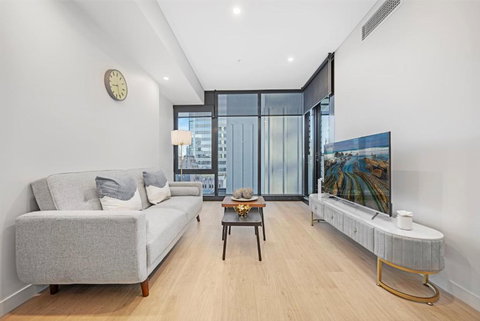 CBD Center Gem Modern 1-Bedroom Apt - Southport Accommodation 0