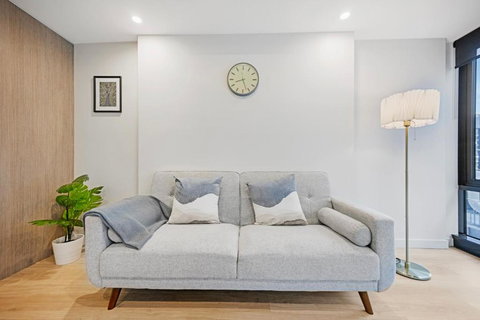 CBD Center Gem Modern 1-Bedroom Apt - Southport Accommodation 4