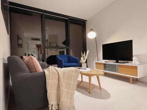 CBD Cozy 2Beds Apt At Brisbane Tallest Building With Free Parking - Southport Accommodation 2