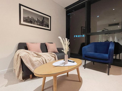 CBD Cozy 2Beds Apt At Brisbane Tallest Building With Free Parking - Southport Accommodation 1