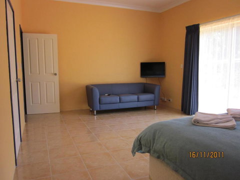 Chalets On Stoneville - Southport Accommodation 2