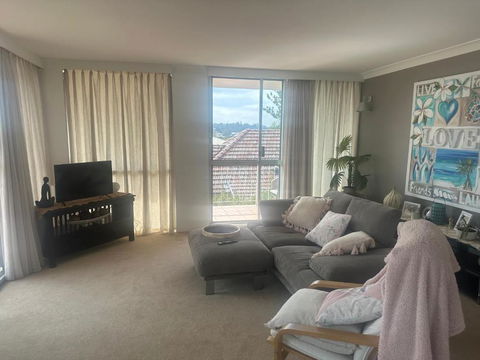 Close To The City - Southport Accommodation 2