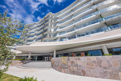 COASTAL ESCAPE@ The Cosmopolitan Unit 20806 - Southport Accommodation 3