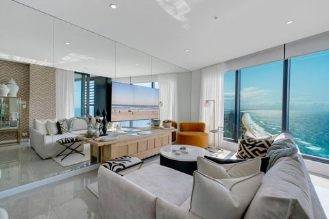 D-Ocean Retreat Modern 3-Bedroom Apartment - Southport Accommodation 0