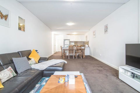 2bed2bath APT At Wolli Creek+P,  Close To Airport - Southport Accommodation 3