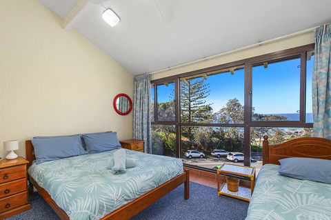 60 Beachpark - Apartment At Flynn's - Southport Accommodation 3