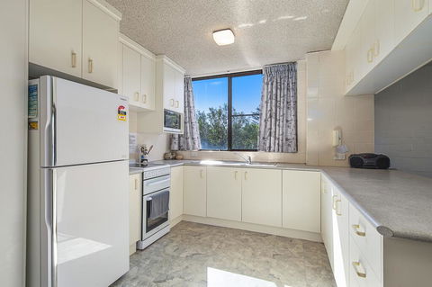 60 Beachpark - Apartment At Flynn's - Southport Accommodation 2