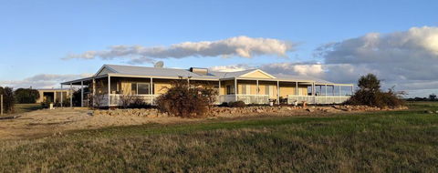 A Better Life Animal Sanctuary FarmStay - Private Two-Bedrooms, Lounge Room & Bathroom & Toilet, Shared Kitchen - Southport Accommodation 0