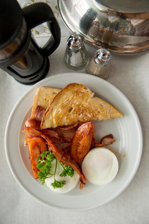 Abajaz Motor Inn - Accommodation Southport 3