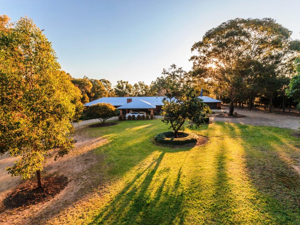 Largs NSW Southport Accommodation