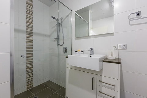 Accommodate Canberra- Domain Parliamentary Triangle - Accommodation Southport 3