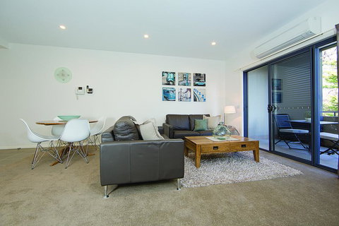 Accommodate Canberra- Domain Parliamentary Triangle - Accommodation Southport 1
