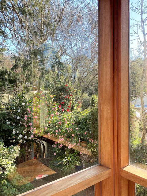 Adelaide Hills 'Camellia Cottage' - WiFi - Accommodation Southport 3