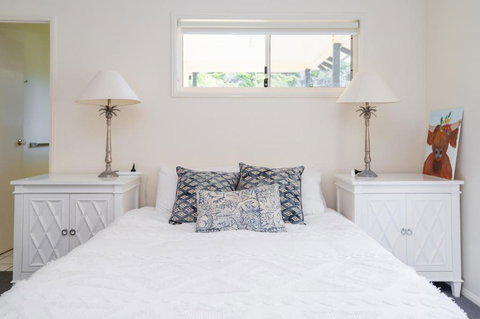 E.V. - Eurong Beach Villa - Accommodation Southport 4