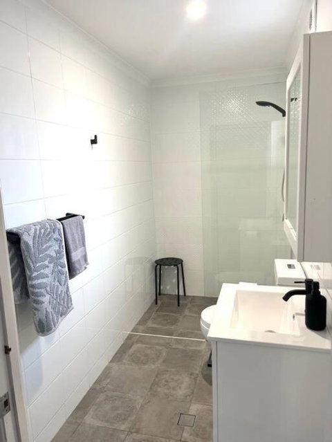 Gabba Central 2 Separate Homes 1 Block 6 Bdrms - Accommodation Southport 3