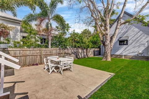 Gabba Central House 3BR2Bath Pets - Southport Accommodation 0